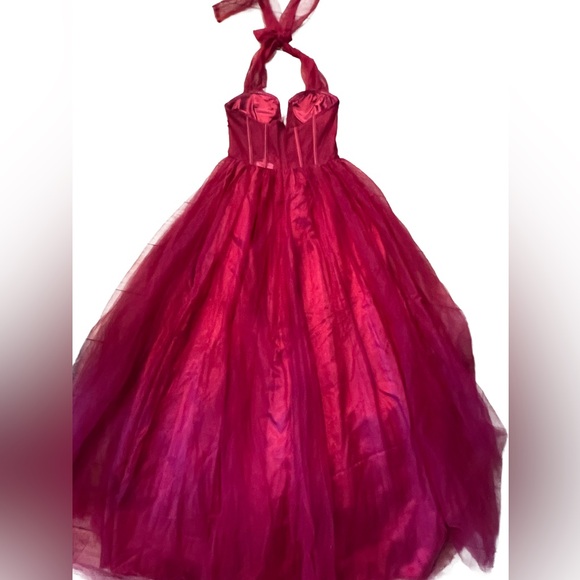 Faeresty Red Halter Dress - Picture 5 of 5